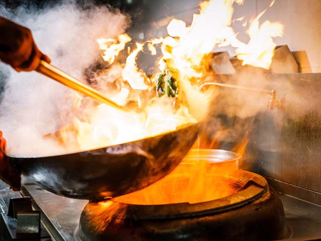 油煙在線監(jiān)測(cè)能使餐飲店更好的處理油煙問(wèn)題 油煙在線監(jiān)測(cè)能使餐飲店更好的處理油煙問(wèn)題